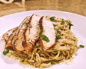 Fresh, Prepare Recipe Aglio e Olio with blackened chicken Yummy