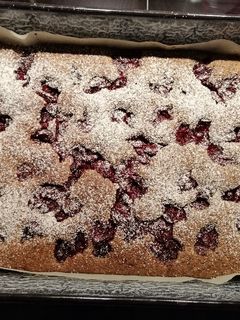 Meggyes-mákos sütemény recept fotója