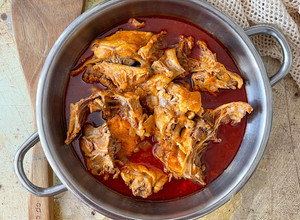 Csirkefarhátpörkölt recept fotója