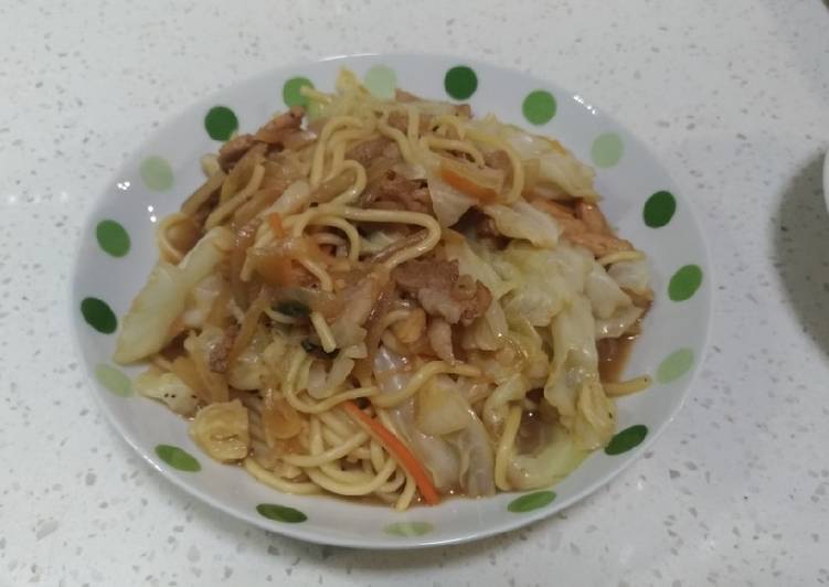 肉絲炒麵