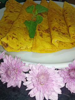 पुरणपोळी (puranpoli recipe in marathi) रेसिपी चे मुख्य फोटो