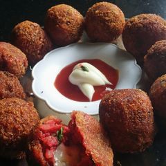 A picture of Potato Beet Cheese Balls.