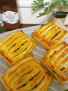 A picture of Easily Made with a Frozen Pie Crust! Peach & Adzuki Pie.