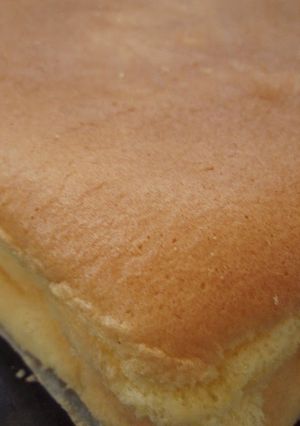 A picture of A Sponge Cake I'm Very Proud Of.