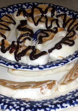 A picture of Peanut Butter Swirl No Bake's.