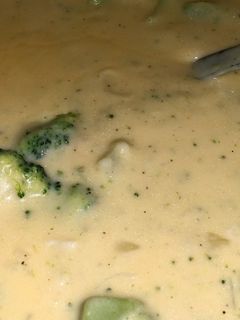 A picture of Broccoli soup.
