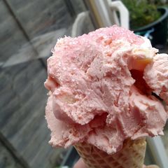 A picture of super creamy ice cream.