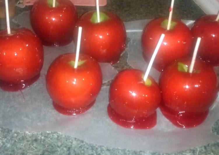 Best ever candy apples (they got a chewy coating, not hard to bite at all!) Best ever candy apples (they got a chewy coating, not hard to bite at all!)
