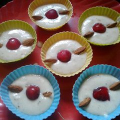 A picture of Lichi muffins.