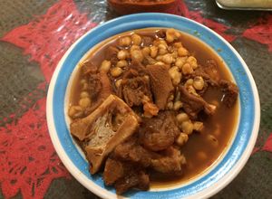 Una foto de Menudo rojo