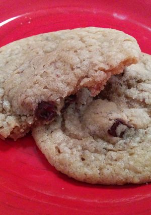 A picture of Chewy Chocolate Chunk Cookies.