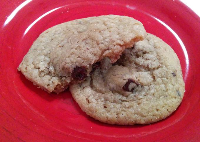 How to Prepare Homemade Chewy Chocolate Chunk Cookies