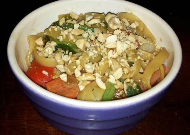 Recipe of Any-night-of-the-week Peanut Ginger Noodles - Vegan