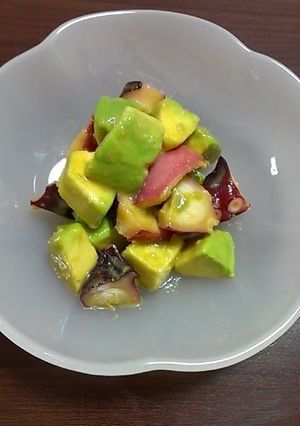 A picture of Avocado and Octopus with Wasabi.