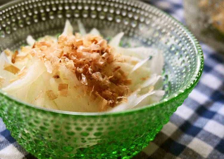 Step-by-Step Guide to Prepare Super Quick Homemade Sweet Onion Salad To Improve Blood Circulation