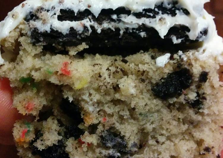 How to Prepare Any-night-of-the-week Oreo confetti cupcakes