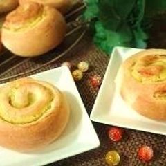 A picture of Spiraled Sweet Potato Bread.
