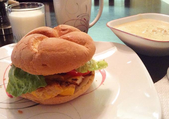 Cheesie Chicken Delishisness Sandwich Recipe