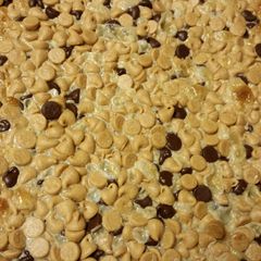 A picture of Chocolate & Peanut Butter Cookie Bars.