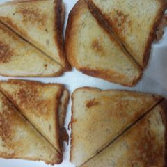 A picture of Toasted chicken sandwich.