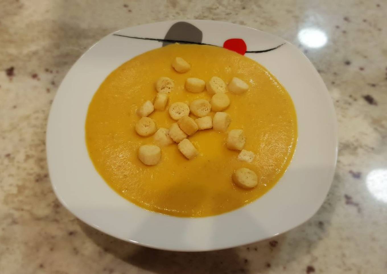 Crema de calabaza, setas y queso crema