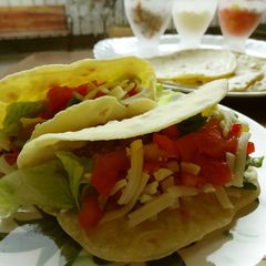 A picture of Tacos.