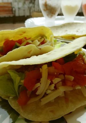A picture of Tacos.