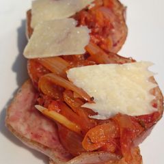 Ham And Swee Onion Sandwich A picture of Ham And Swee Onion Sandwich.