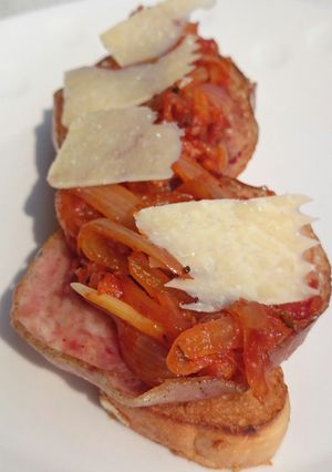 A picture of Ham And Swee Onion Sandwich.