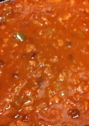 A picture of Alligator chili and beans.