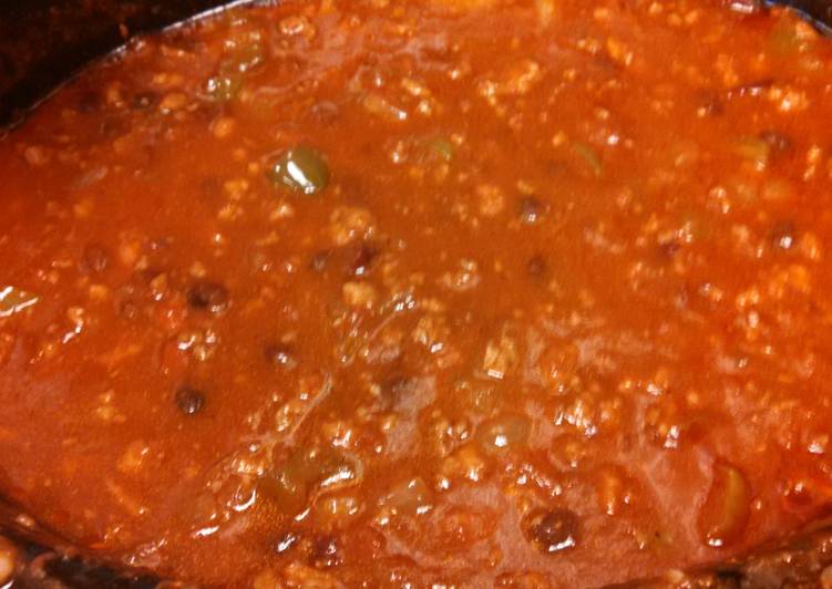 Recipe of Speedy Alligator chili and beans