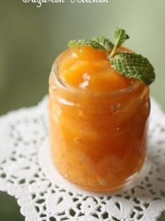 A picture of Persimmon Jam.