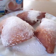 A picture of Like Cafe Du Monde's Fried Beignets.