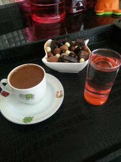 A picture of Turkish Coffee (Türk Kahvesi) and details as well as with fragrance.