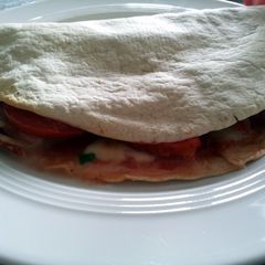 A picture of Tortilla pizza.
