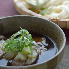 A picture of Somen Noodles.