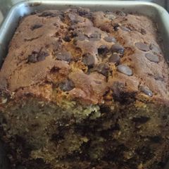 A picture of Chocolate chip banana bread.