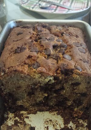 A picture of Chocolate chip banana bread.