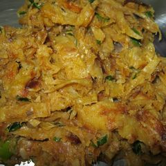 A picture of Egg fried chapati.