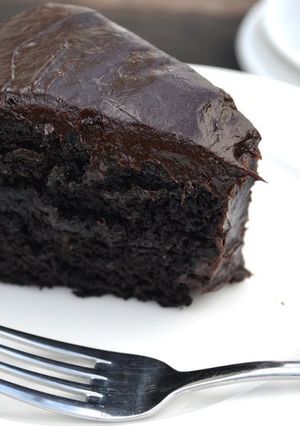 A picture of Chocolate Avocado Buttercream Frosting.