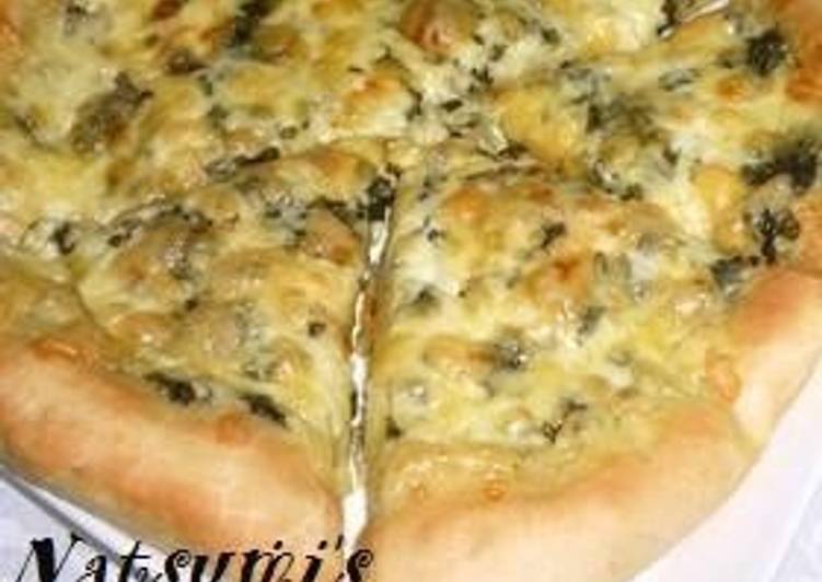 Soft and Fluffy Bread Machine Pizza Dough with Pesto Genovese Sauce