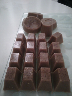 A picture of Rooibos Tea and Coconut Milk Gummies.