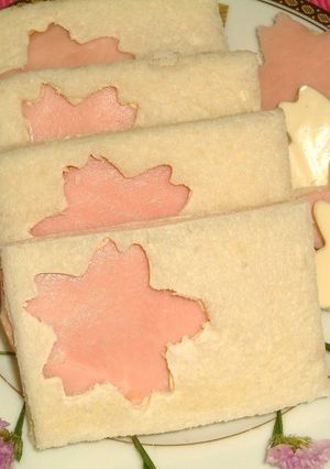 A picture of Cherry Blossom Viewing Sakura Sandwiches.