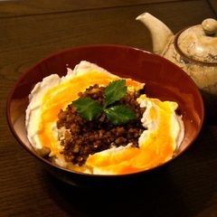 My Family's Oyako Chicken and Egg Rice Bowl with Soboro A picture of My Family's Oyako Chicken and Egg Rice Bowl with Soboro.