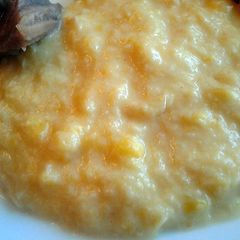 A picture of Creamed corn.