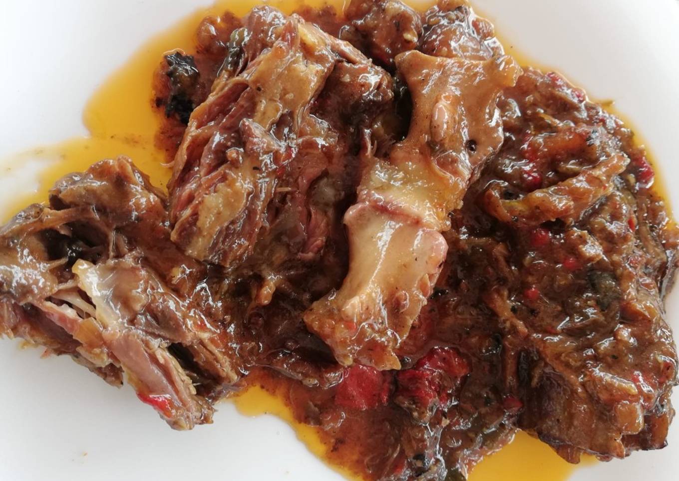 Rabo de toro en salsa con especias