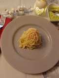 Spaghetti con pesto di patate e salmone affumicato