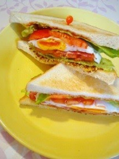 A picture of BLT Egg Sandwich.