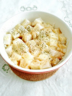 A picture of Quick and Simple Microwave Mochi Gratin.