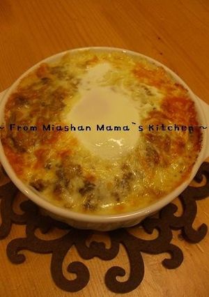 A picture of Baked Creamy Egg Hayashi Rice Using Leftover Hayashi Sauce.